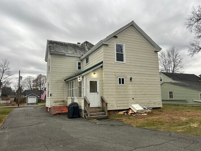 Building Photo - 17 Lincoln St