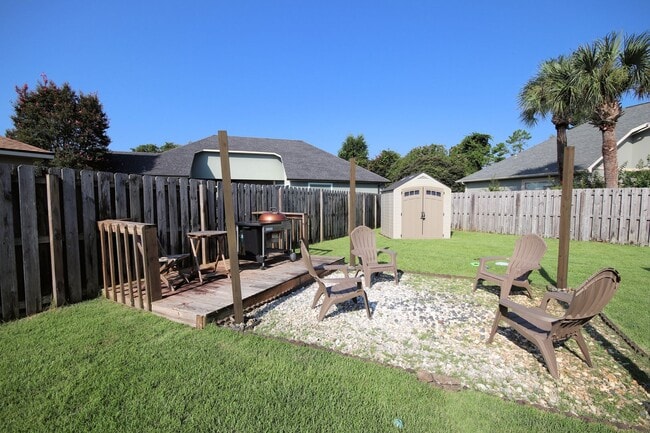 Building Photo - Charming 3-Bedroom Home in Peaceful Cul-de...