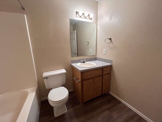 Building Photo - House Located Minutes From Park, School & ...