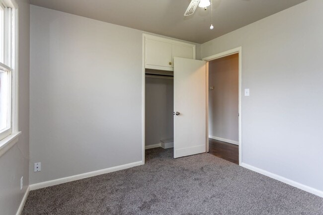 Building Photo - Nice Ranch Style Home in D12!