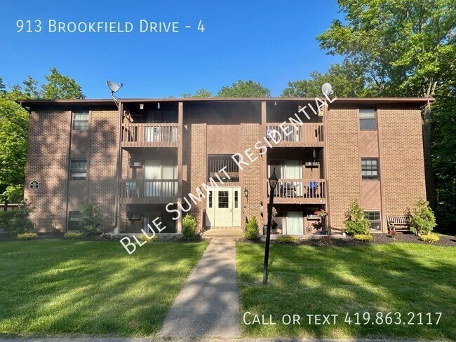Building Photo - 913 Brookfield Dr