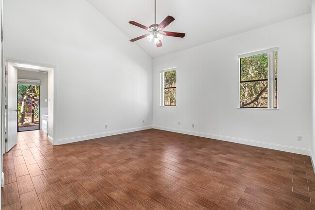 Building Photo - 37 Santo Domingo Dr