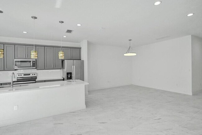 Building Photo - Gorgeous New 3 bedroom 2.5 Townhouse in Deerfield Beach, Sandpiper Pointe (2 Story)