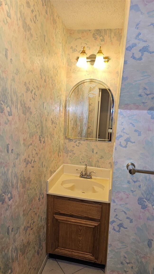 Building Photo - 3607 Duncaster Dr