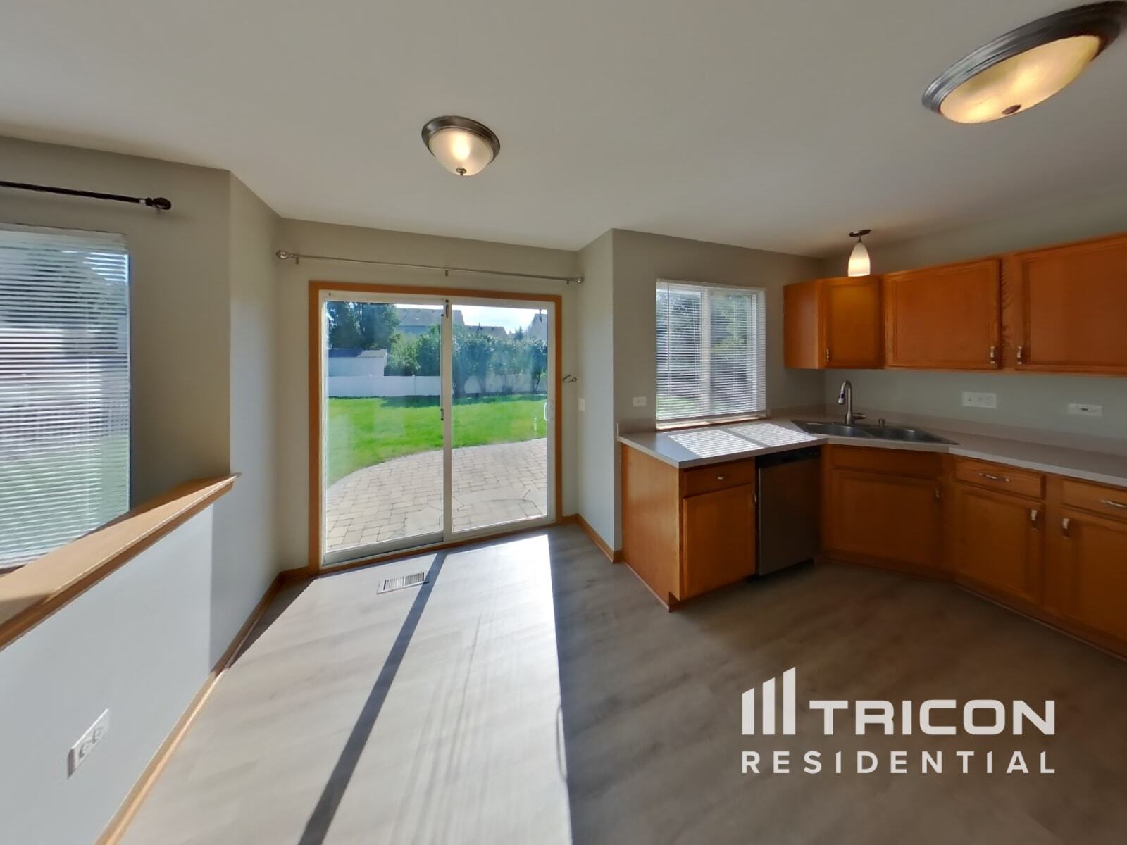Building Photo - 50 Raven Dr