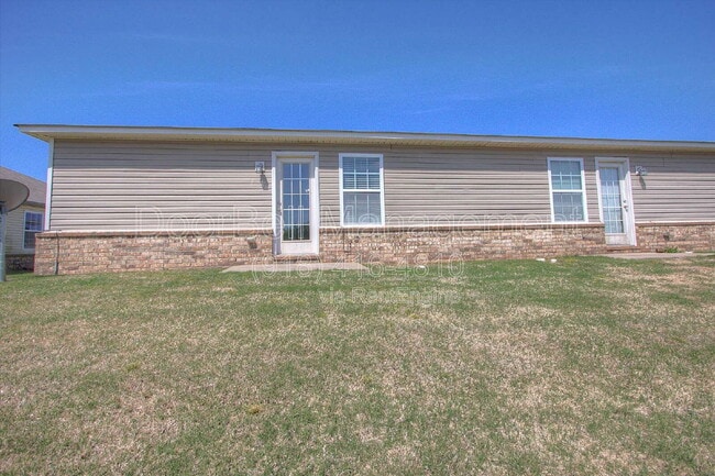 Building Photo - 5712 N 34th St