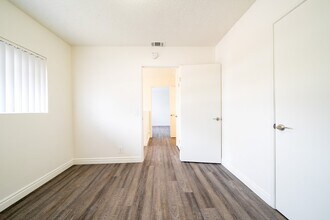 Building Photo - 1466 Bonair Rd