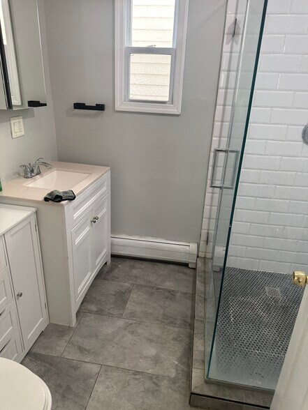 Building Photo - 19 Dodd St