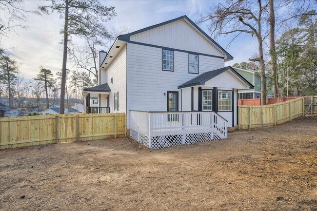 Building Photo - 511 Arlington Ct