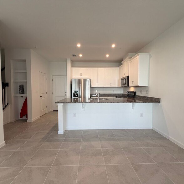 Building Photo - 3276 Gardenia Reserve St