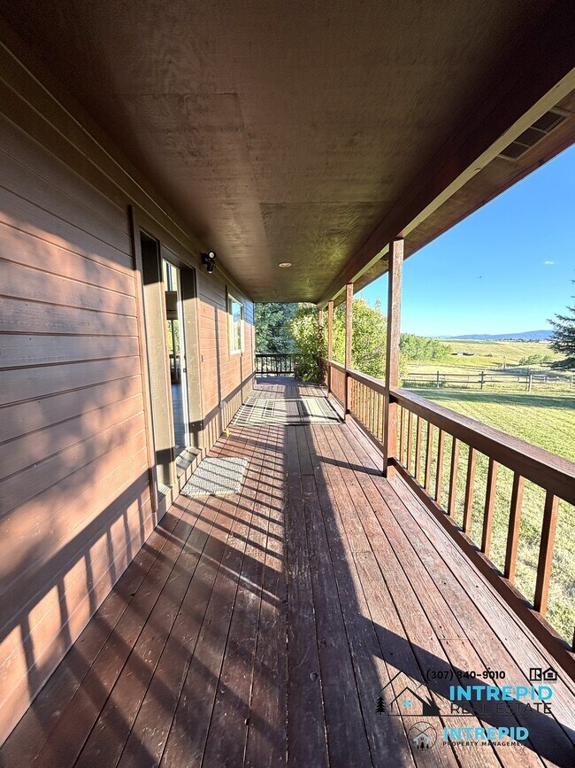 Building Photo - 116 Buckaroo Cir