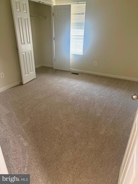 Building Photo - 3565 Eagle Ridge Dr