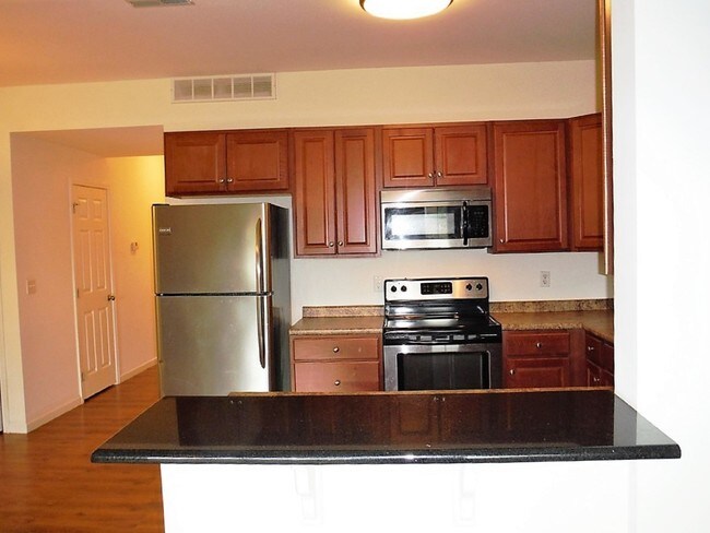 Building Photo - 23 Northern Pines Rd