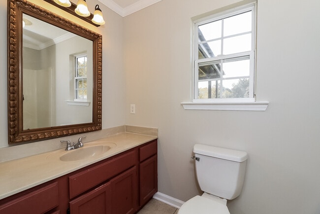 Building Photo - 156 Cook Rd NW