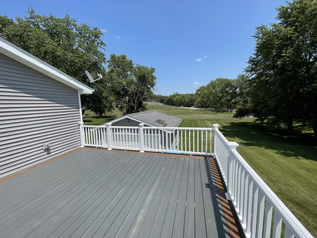 Building Photo - 241 Madison Ave