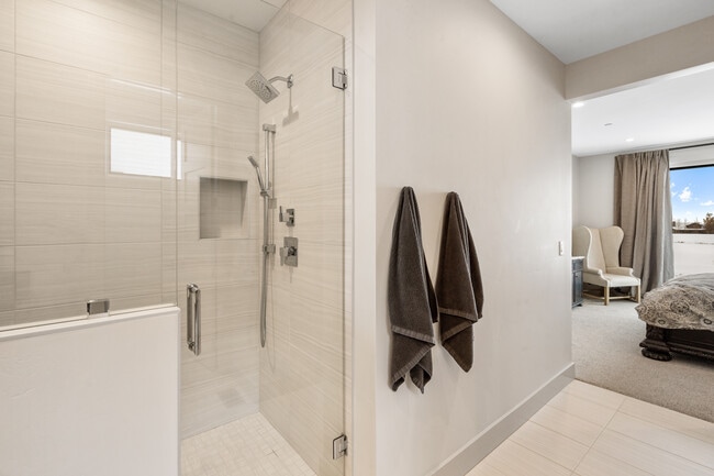 Building Photo - 45 Duckhorn Ln