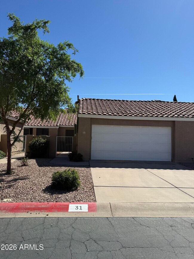 Building Photo - 3510 E Hampton Ave