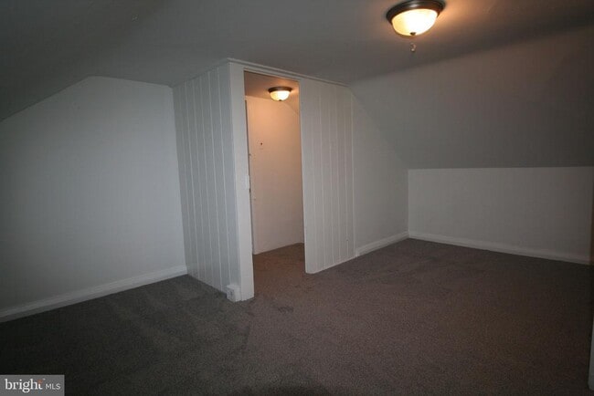 Building Photo - 215 W Lancaster Ave