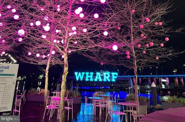 Building Photo - 1101 3rd St SW