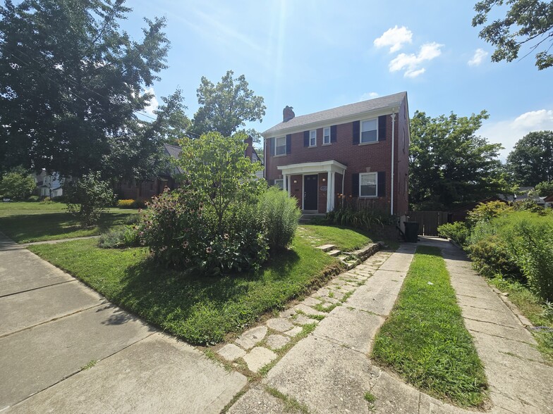 Building Photo - 6323 Heitzler Ave
