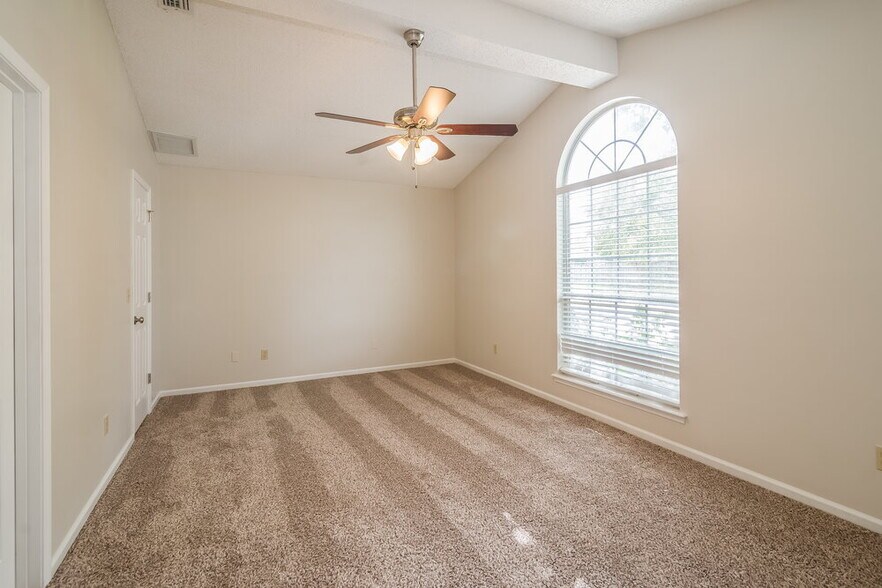 Building Photo - 8037 Boonesborough Trail