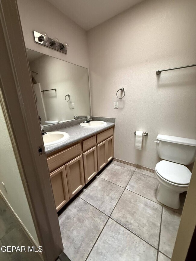 Building Photo - 5316 Lucio Moreno Dr