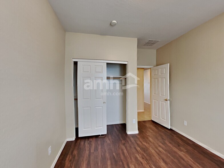 Building Photo - 6723 W Harwell Rd W