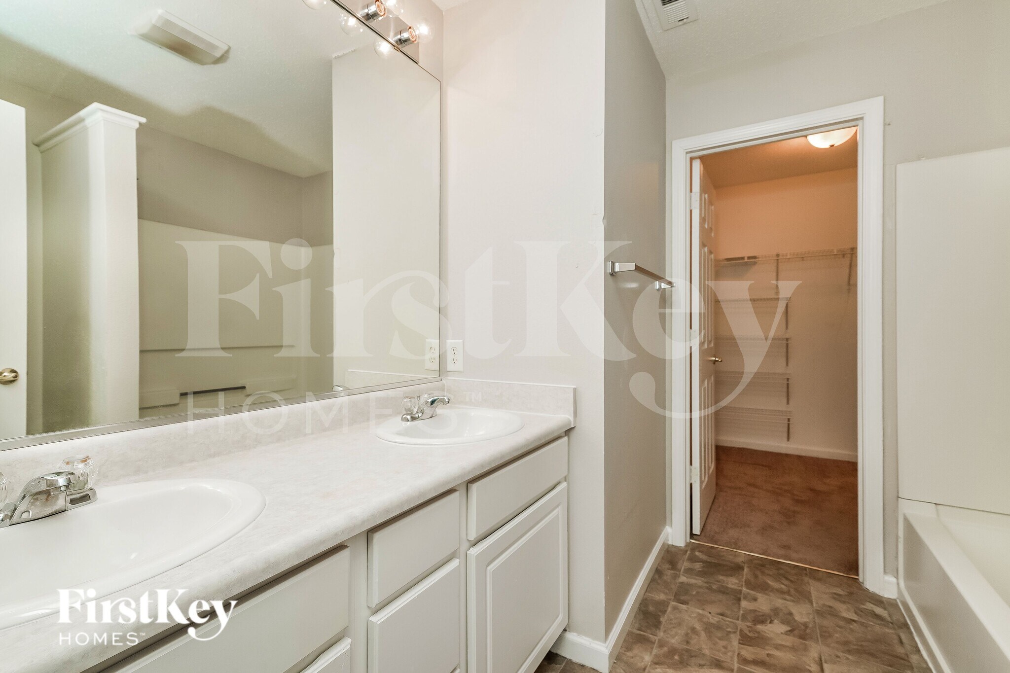 Building Photo - 8048 Maple Stream Blvd