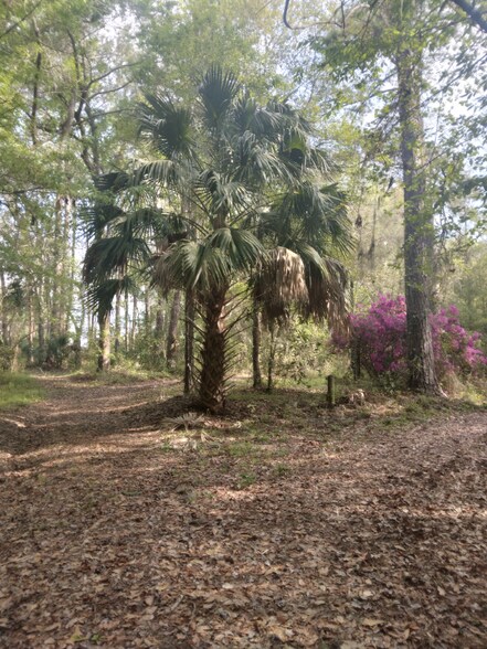 Building Photo - 8035 NW 120th St