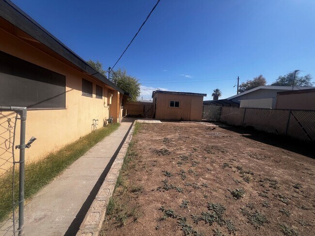 Building Photo - 2015 Rio Vista