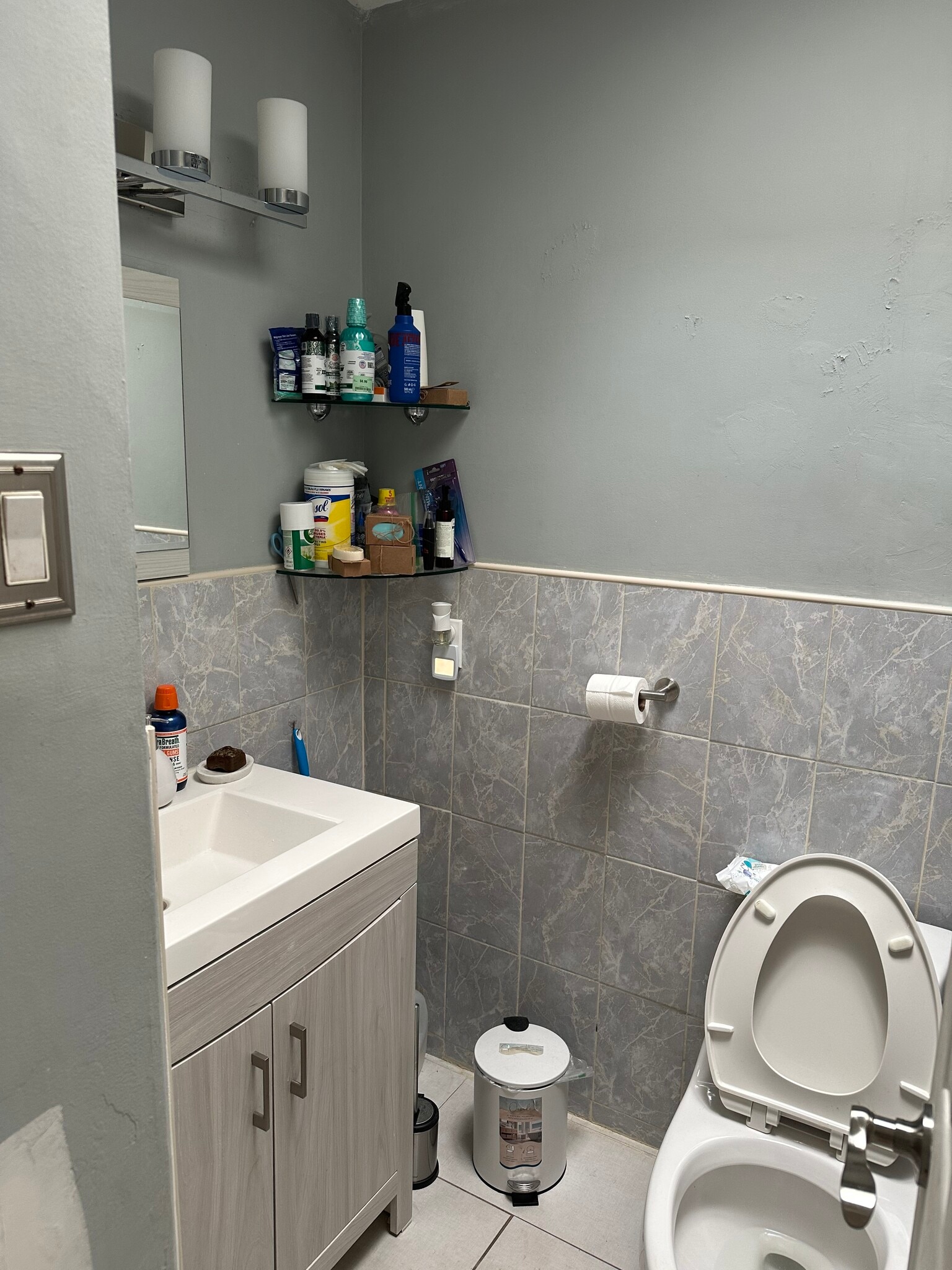 Bathroom - 2370 Brigham St