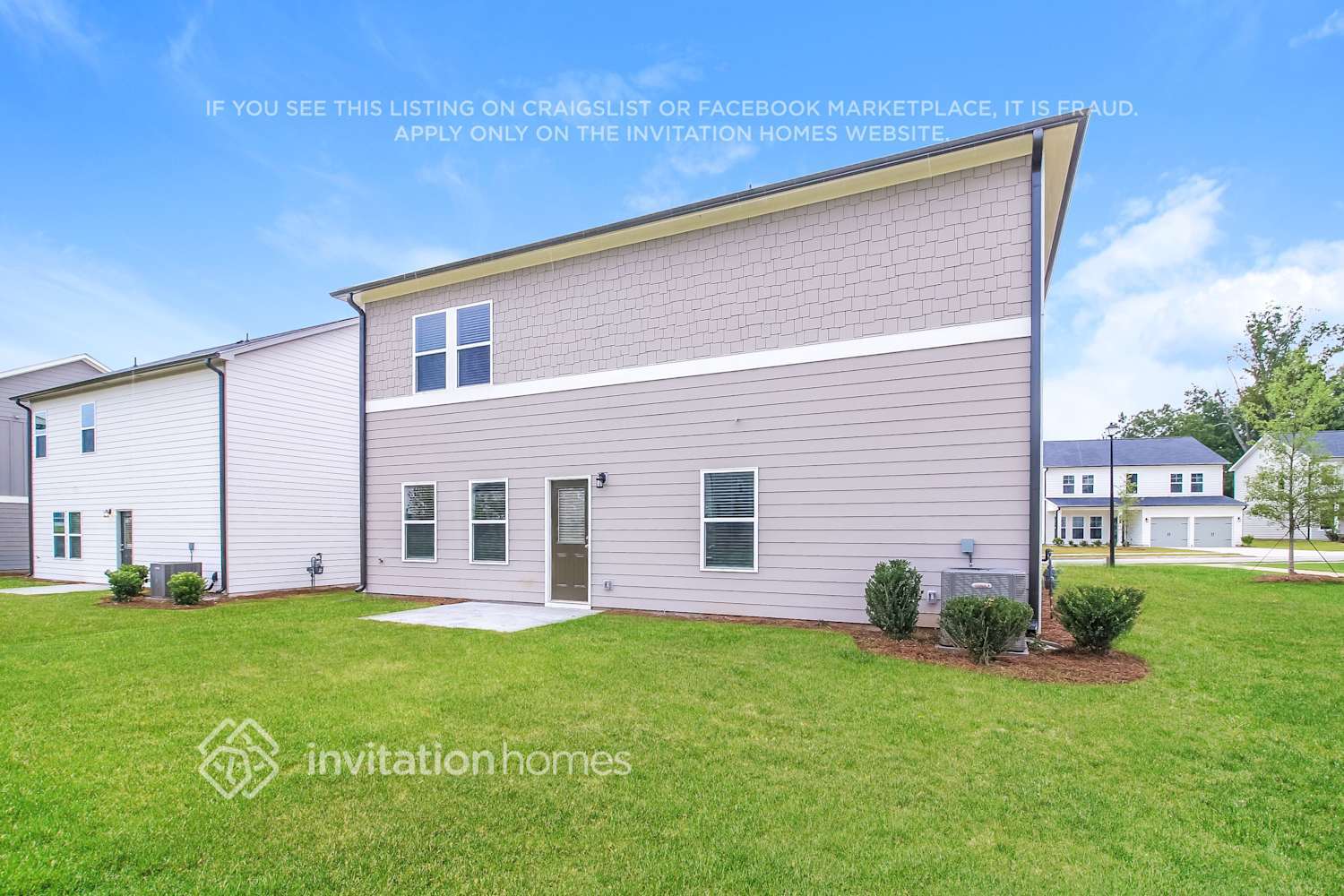 Building Photo - 2089 Boxwood Cir