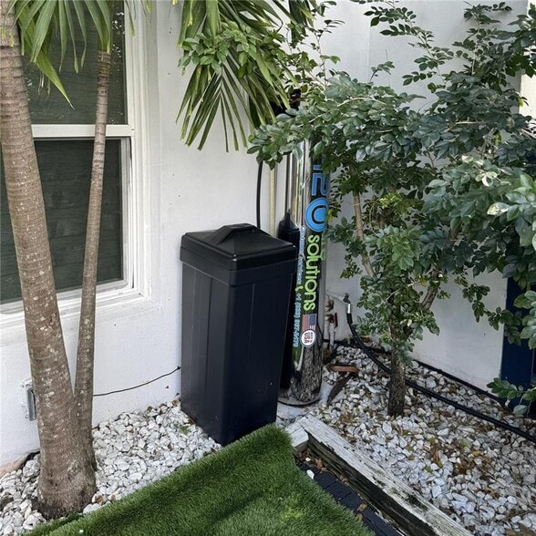 Building Photo - 4028 SW 67th Ter