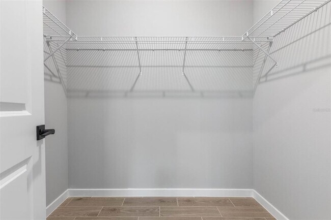 Building Photo - 21 Weymouth Ln