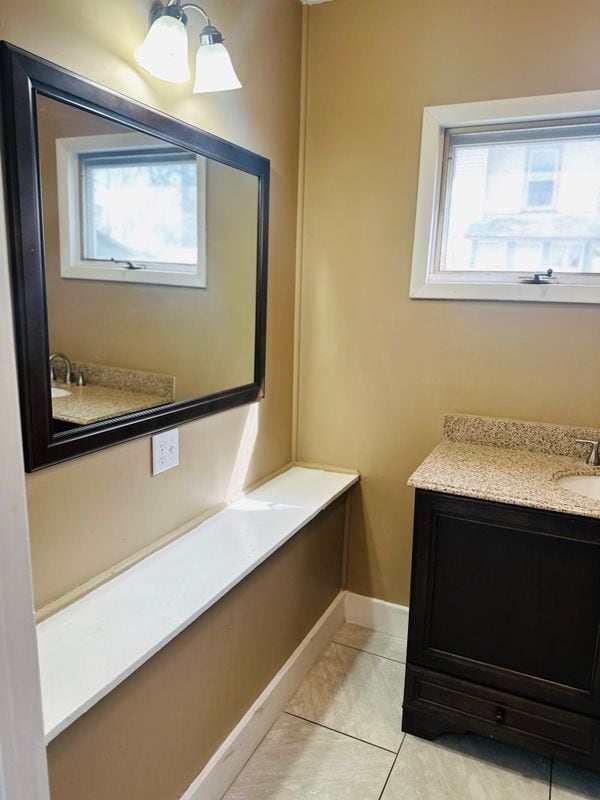 Building Photo - 15 Van Patten St