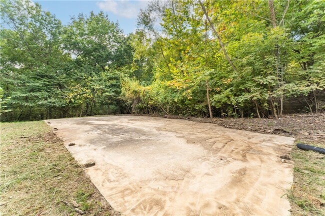 Building Photo - 10984 Tony Mountain Rd