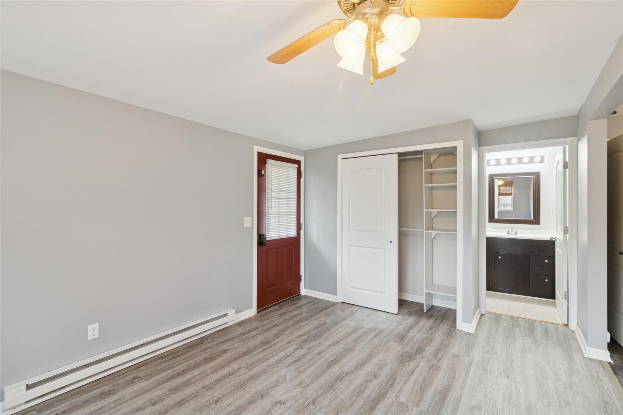 Building Photo - 671 W Clark Rd