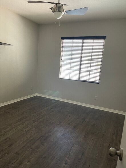 Building Photo - 39150 Chandler Dr