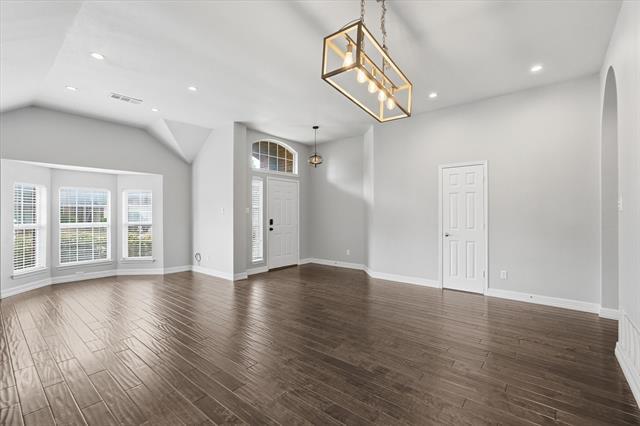 Building Photo - 2661 Redcedar Dr