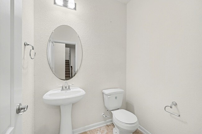 Building Photo - 14201 Spring Birch Ln