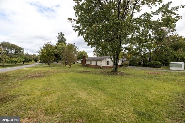Building Photo - 10901 Haislip Ln