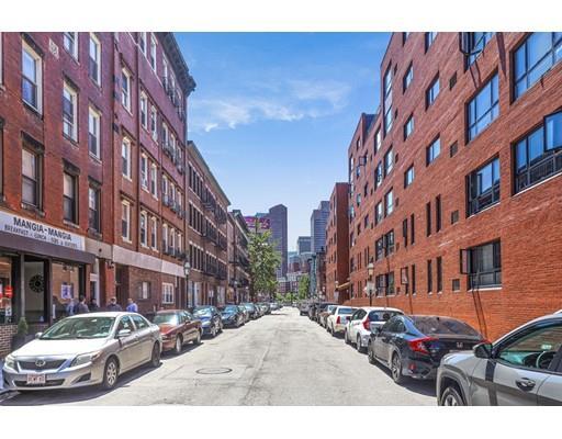 Building Photo - 149 Endicott