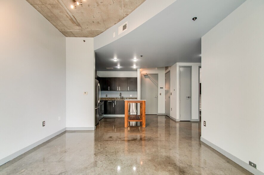 View from living to entrance door - 600 12th Ave S