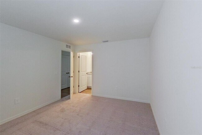 Building Photo - 4020 Garden Blvd