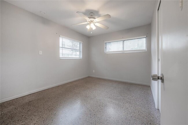 Building Photo - 510 S Lincoln Ave
