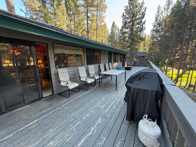 Building Photo - Furnished Riverfront Cabin on the Spring River – 4 Bedrooms, 3 Bathrooms 2,300 sq. ft. | Fully Fu...