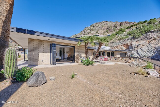 Building Photo - 4016 E Flynn Ln