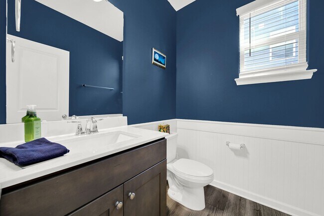 Building Photo - Beautiful 3 bed house in Belmont NC!