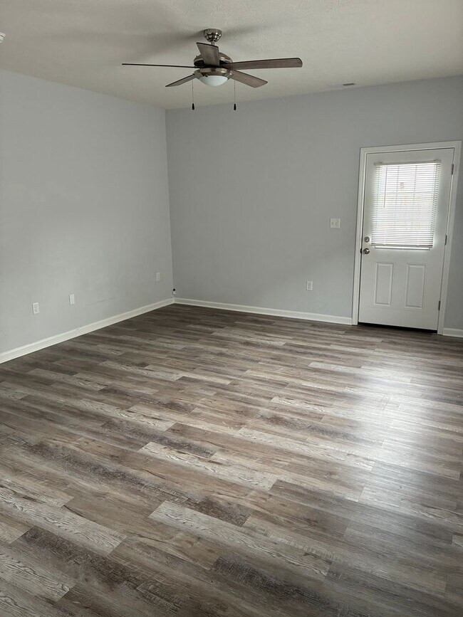 Building Photo - Modern 3 Bedroom 2 Bath House - New Build in Martinsville!
