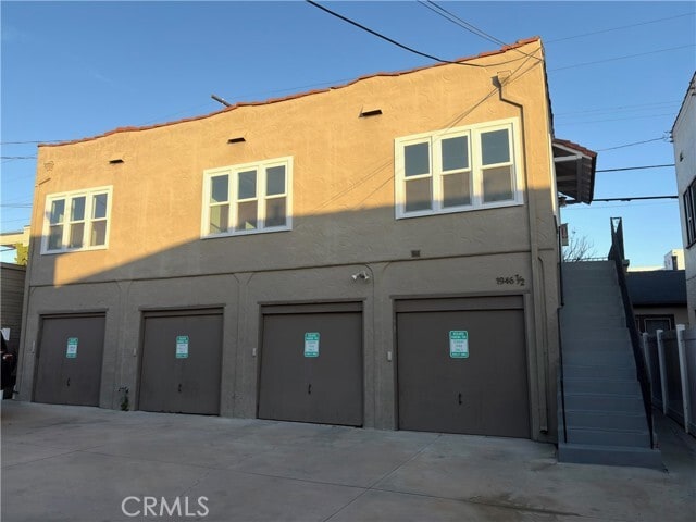 Building Photo - 1946 S Bronson Ave